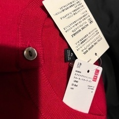 新品、メリノウール100%、長袖、カーディガン、レディースXLレッド💓光沢が美しい人気のメリノウールですの画像