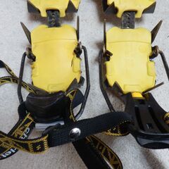 シャルレ・モゼール　ＳＵＰＥＲ１２　ワンタッチ１２本爪アイゼン　ケース付きの画像