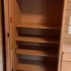 縦型下駄箱の画像