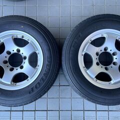 美品★ハイエース等に★215/65R15 8.5～9分山の画像