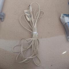 予約あり　日立電気掃除機＋紙パック9枚＋520cm延長コード付きの画像