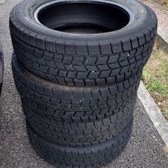 スタドレス185/60R15メーカー グッドイヤー