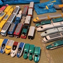 ☆最終値下げ超豪華大量 おまけ付きプラレールセットの画像