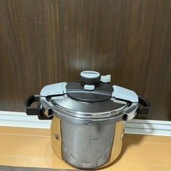 T-fal  圧力鍋の画像