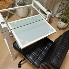 【美品】パソコンデスク&レザーチェアの画像