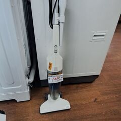 リサイクルショップどりーむ天保山店　No15616　スティック掃除機　ツインバード　2018年製　写真参照の画像