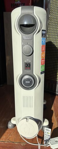 値下げデロンギ オイルヒーター　HJ0812　8枚フィン