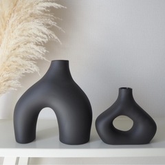 黒い花瓶　おしゃれ置物　アート　元値10,000円以上の画像