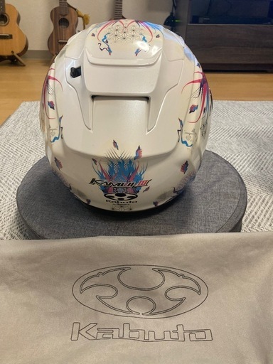 美品　OGK カブト KAMUI-3 LEIA カムイ・3 レイア白 フルフェイスヘルメット M(57〜58)
