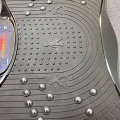 ぶるぶる振動マシン フィットネスマシン 体幹トレーニングの画像