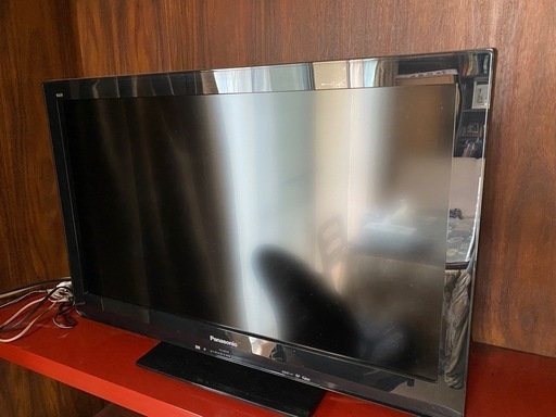 パナソニック 　液晶テレビ　32インチ