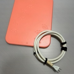 売れました！犬猫用ペットヒーター強弱38×28×2