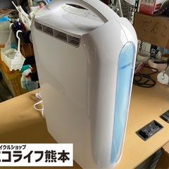 美品❗️ 2021年製　デシカント式　衣類乾燥除湿機　IJD-H...