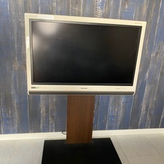 【受け渡し者決定済】テレビとテレビ台