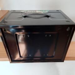 取っ手付き金属製パーツボックスの画像