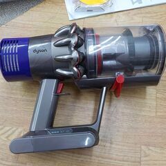 ダイソン コードレスサイクロンスティッククリーナー V10 Fluffy SV12 掃除機 モーターヘッド Dyson 札幌市西岡店の画像