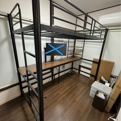 ブラック ロフトベッド デスク付き シングルサイズの画像