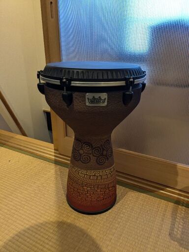 ジャンベ　Djembe