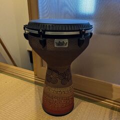 ジャンベ　Djembe