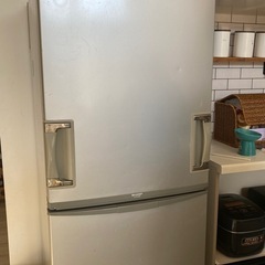 　冷蔵庫　SHARP SJ -WA35k　