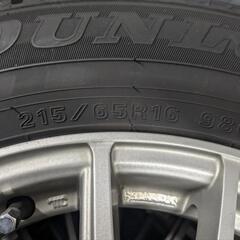 スタッドレスタイヤ　215/65/R16の画像