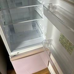 冷蔵庫 の画像