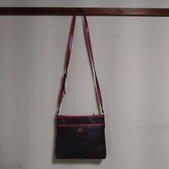 新品未使用！コーチのショルダーバック！の画像