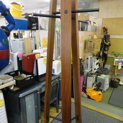 ポールハンガー 三脚型 木製 アイアン ダークブラウン ハンガーラック 高さ165㎝ コートハンガー 札幌市西岡店の画像