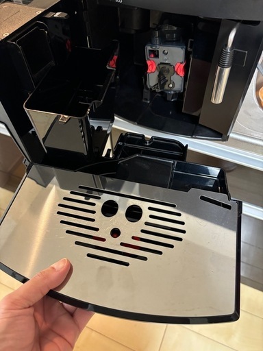 DeLonghi デロンギ Magnifica マグニフィカコーヒーメーカー　ESAM03110B
