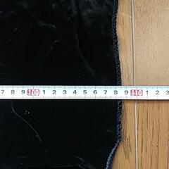 黒いベルベット生地の画像