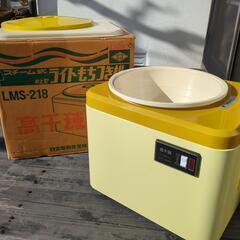 昭和レトロ 日栄電機産業スチーム式  卓上型 餅つき機の画像
