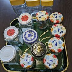 いちごジャム.空き容器20個以上の画像