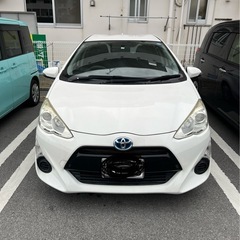 アクア　車検令和8年11月