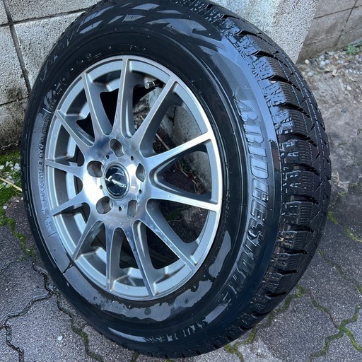 スタッドレスタイヤ　ホイール付き　195/65R15 4本セット　　ブリヂストン