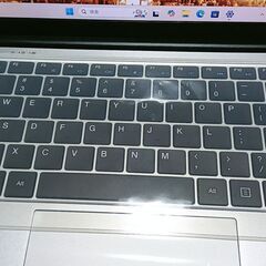 早い者勝ち、薄型、小型、SSD1000GBノートブックパソコンi9-8950HKの画像