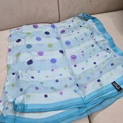 ０円　スカーフ