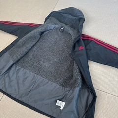 ベンチコート　140cm アディダスの画像