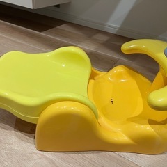 アップリカ　バスチェアの画像