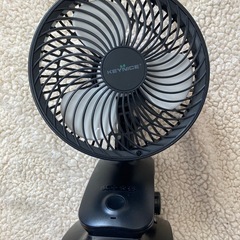 クリップ卓上扇風機
