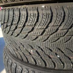 18インチスタッドレスタイヤ4本の画像