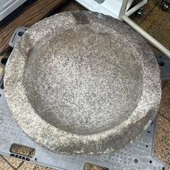石　臼　直径50cm