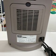 セラミックファンヒーター 山善 DHF-KB121 2018年製の画像