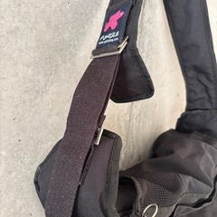 FUNDLE スリングキャリー バッグ 黒Sサイズusedの画像