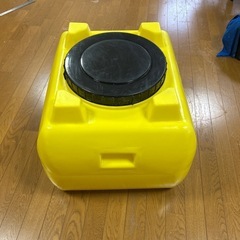ホームタンク100リットルの画像