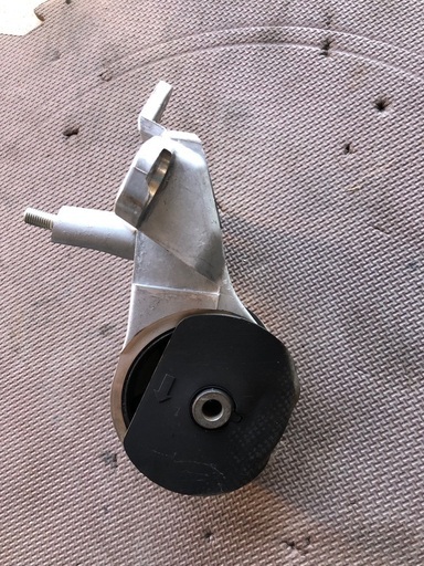 l700ミラ用リヤエンジンマウント