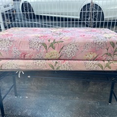 中古　三つ折り　セミダブルマットレスの画像