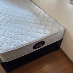 シングルベッド
の画像