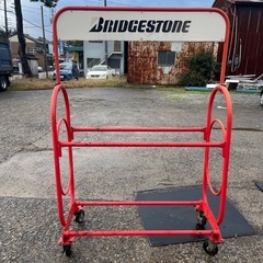 タイヤ収納
の画像