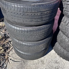 プリウスαに履いてたタイヤホイール　4本セット　