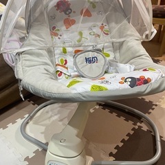 ベビー電動式揺かごベッドの画像